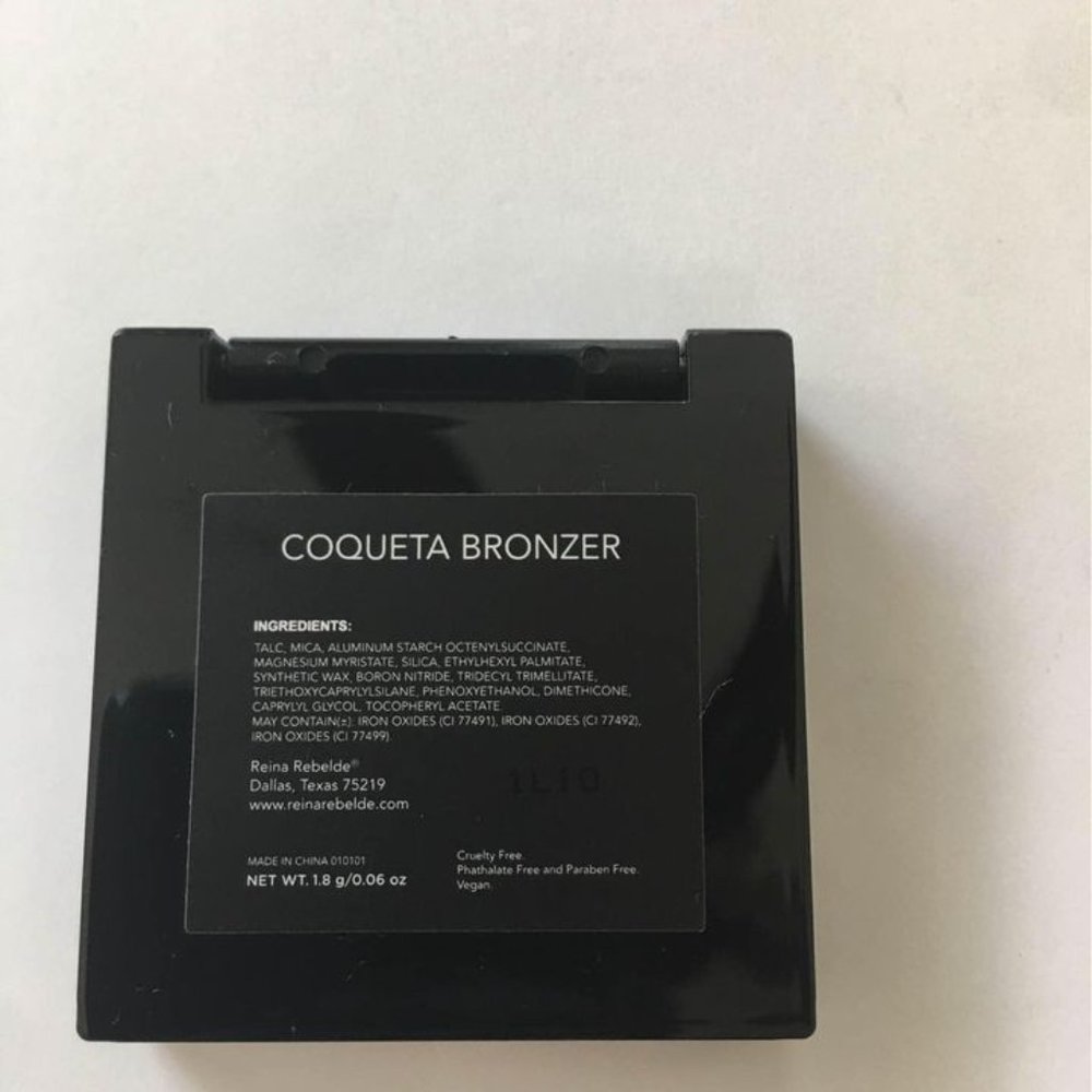 Bronzer - Picture 3 of 3